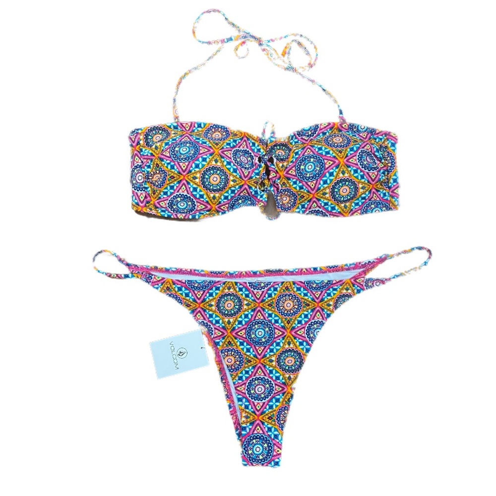 Volcom bikini high rise bottoms XL. Top medium